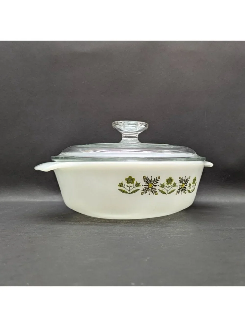 Anchor Hocking Fire King Round 2 Qt. Covered Casserole Dish Glass Vintage